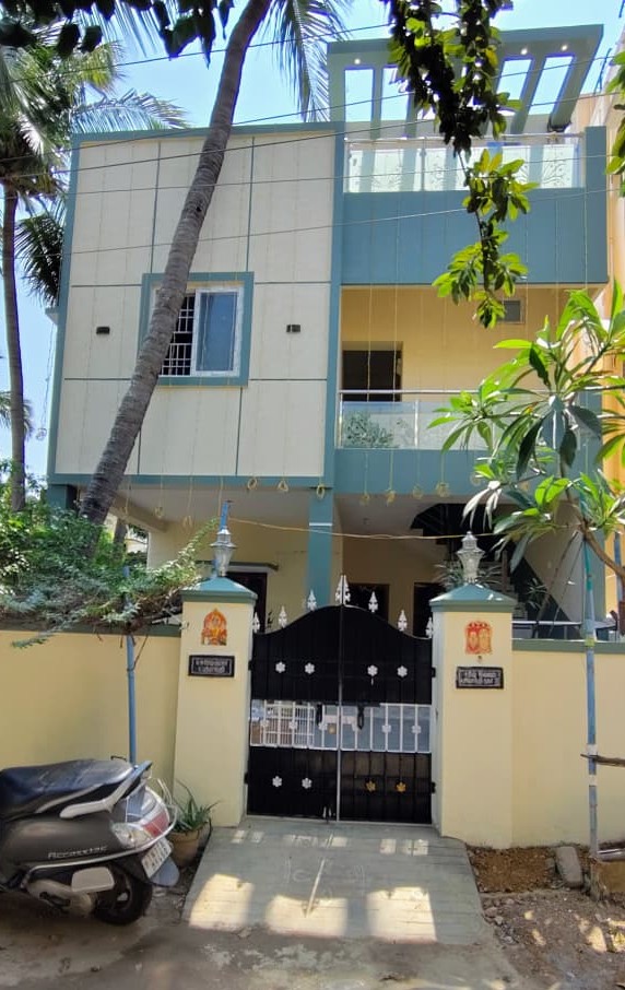 Compact Villa